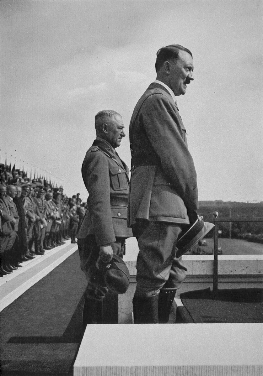 Adolf Hitler makes a speech in front of the RAD members during the Reichsparteitag